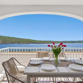Tramontana Apartment 99BJ by 3VILLAS, hotell i Fornells