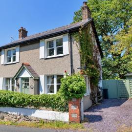 Finest Retreats - Wern Cottage