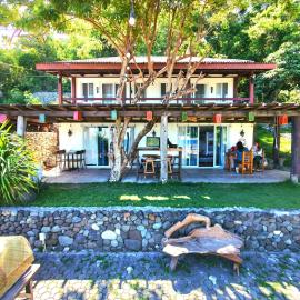 Farmer’s Cafe Villas, hotel in Burgos