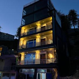Ridgeview Apartments, hotel in Khaira Gali