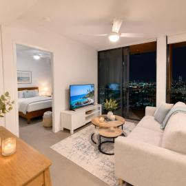 Valley Luxe - High Level Scenic Apartment