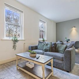 Derby City Living | 2-Bedroom Flat | Sleep 6, khách sạn ở Derby