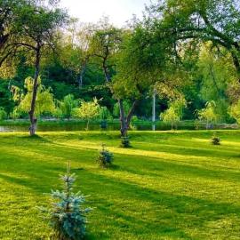 La Pârâul din Livada, hotel en Arăneag