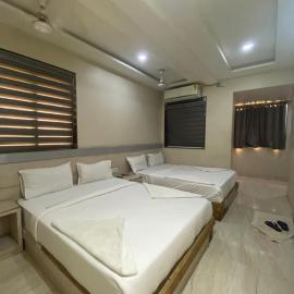 Hotel Bhiwandi Palace Agra Mumbai Road, khách sạn ở Bhiwandi