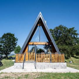 Bukovik Mountain Chalet - Brvnara Bukovik, hotel in Nikšić