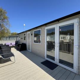 Cosy Caravan With Decking At Cleethorpes Haven Holiday Park Ref 48069F