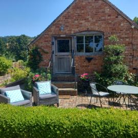Hop Cottage Coddington Vineyard