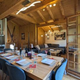 Chalet Veronique Private Sauna & FREE SaastalCard, hotelli kohteessa Saas-Fee