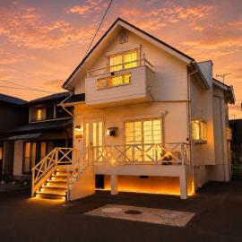 Daiwa House BBQ 琵琶湖徒步3分 無料駐車4台プロジェクター, hotel v destinácii Takashima