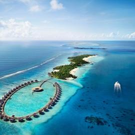 The Ritz-Carlton Maldives, Fari Islands, hotel in Malé