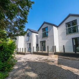 Fell End Holiday Park, hotel in Hale
