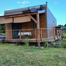 La cabane au millieu du jardin
