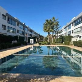Comfort and luxury with pool, hotell i Tamaris