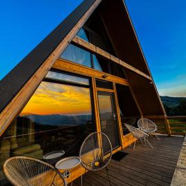 Joy Chalet, hotelli 
