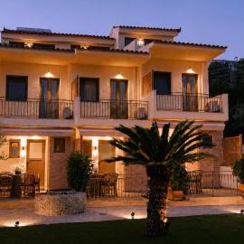 Sampatiki Garden and Sea, hotel di Leonidion
