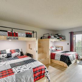 Shanty Creek Resort Condo Near Lake Bellaire!, Hotel in Bellaire