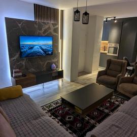 Cozy Apartment in center of Ferizaj,Privat Parking, Hotel in Ferizaj