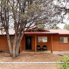 Lake and Mountains, 3BR 2BA