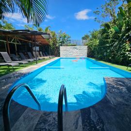 Ballena Rey Hotel, hotel a Uvita