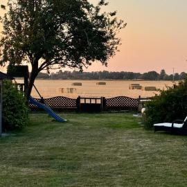 Oxfordshire Country Home with Views, Sauna and EV charger