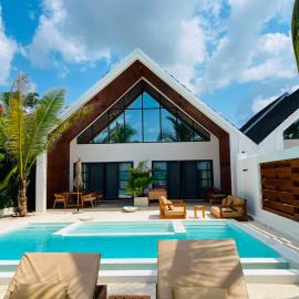 Solymar Villa 3, hotel u gradu Džambijani