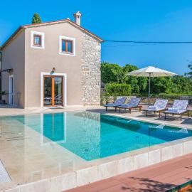 Villa Zvane, a charming pool villa in the heart of Istria