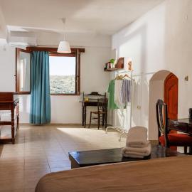 Linas Concept, hotel a Fourfourás