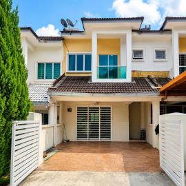 Family friendly accommodation in Cameron Highlands Clover Home GH12