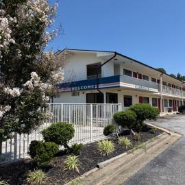 Travel Inn, hotel in Greensboro