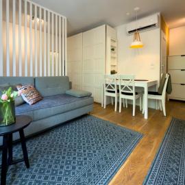 URBAN APARTMENTS Studio No 4A - Air Condition - Garden - Free Parking, hotel in Chorzów