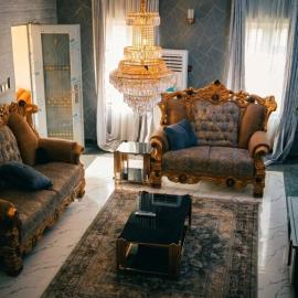 Hollywood Service Apartments, ξενοδοχείο σε Sagwari