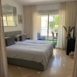 Beautiful studio in prime location in Monaco, hotel en Montecarlo