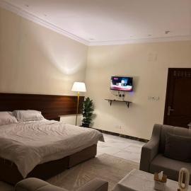 غرفه انيقه وراقيه بحي النسيم, hotel v destinácii Ash Shishah