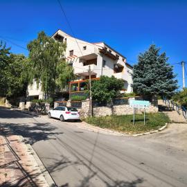 APARTMANSKI SMEŠTAJ SOLARIS kod Aqua Parka STUDIO APARTMANI
