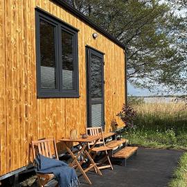 Tiny House -Morska Bryza- am Meer, hotel en Łazy