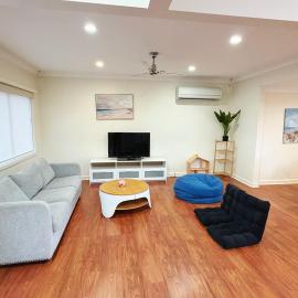 Comfortable Family Stay in the Heart of Ringwood