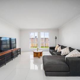 Blanco Haus - Sweet Family Escape near Theme Parks - Holiday Home, hotel a Pimpama