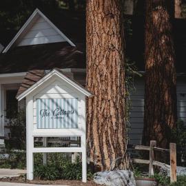 The Cottages at Bigfork, hotel di Bigfork