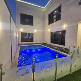شالية ورد, hotel v destinácii Rayyis