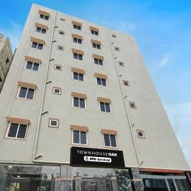 Super Townhouse Oak Hyderabad Central University, hotel u Hyderabadu