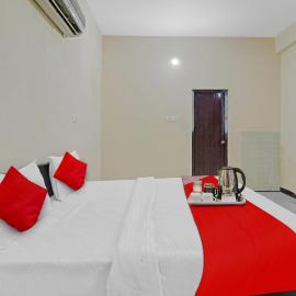 Hotel O by OYO Sunrise Inn, hotel in Gorakhpur