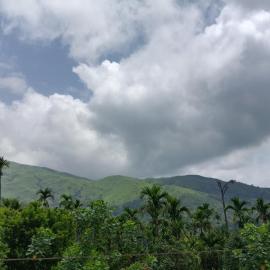 hill point stay, hotel in Kalasa