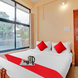 SPOT ON The New View Regency, hotel in Trivandrum