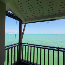 Seaview Water Chalet Lxpd