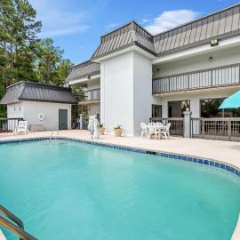 Quality Inn Walterboro I-95: Walterboro şehrinde bir otel