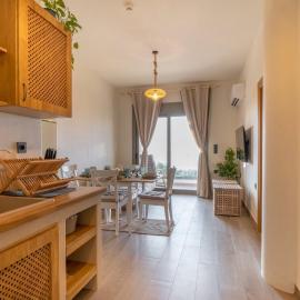 Alonissos boutique apartments, hotell sihtkohas Alónnisos