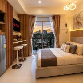 Luxury Condo with Balcony & Swimming pool near IT Park