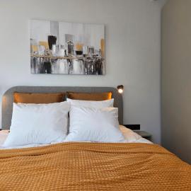 Cozy Parkside Residence