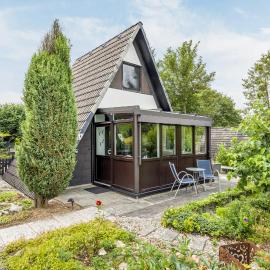 Tiny House Trudi mit Garten, ξενοδοχείο σε Bad Wunnenberg