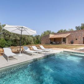 Villa Biniali Costitx, hotel Costitxban
